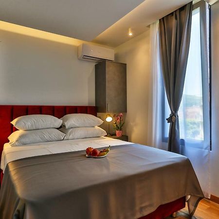 Hotel M Ποντγορίτσα Εξωτερικό φωτογραφία