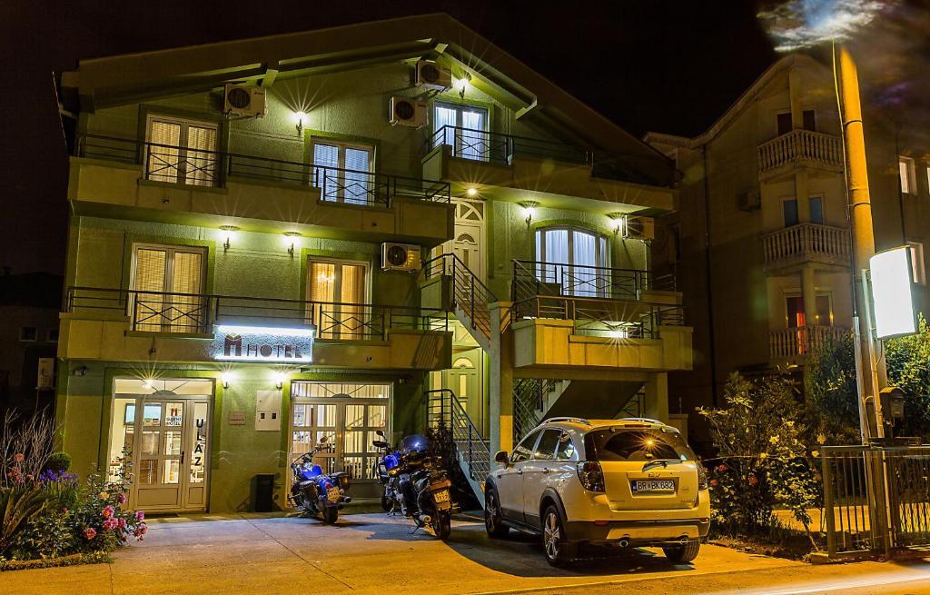 Hotel M Ποντγορίτσα Εξωτερικό φωτογραφία