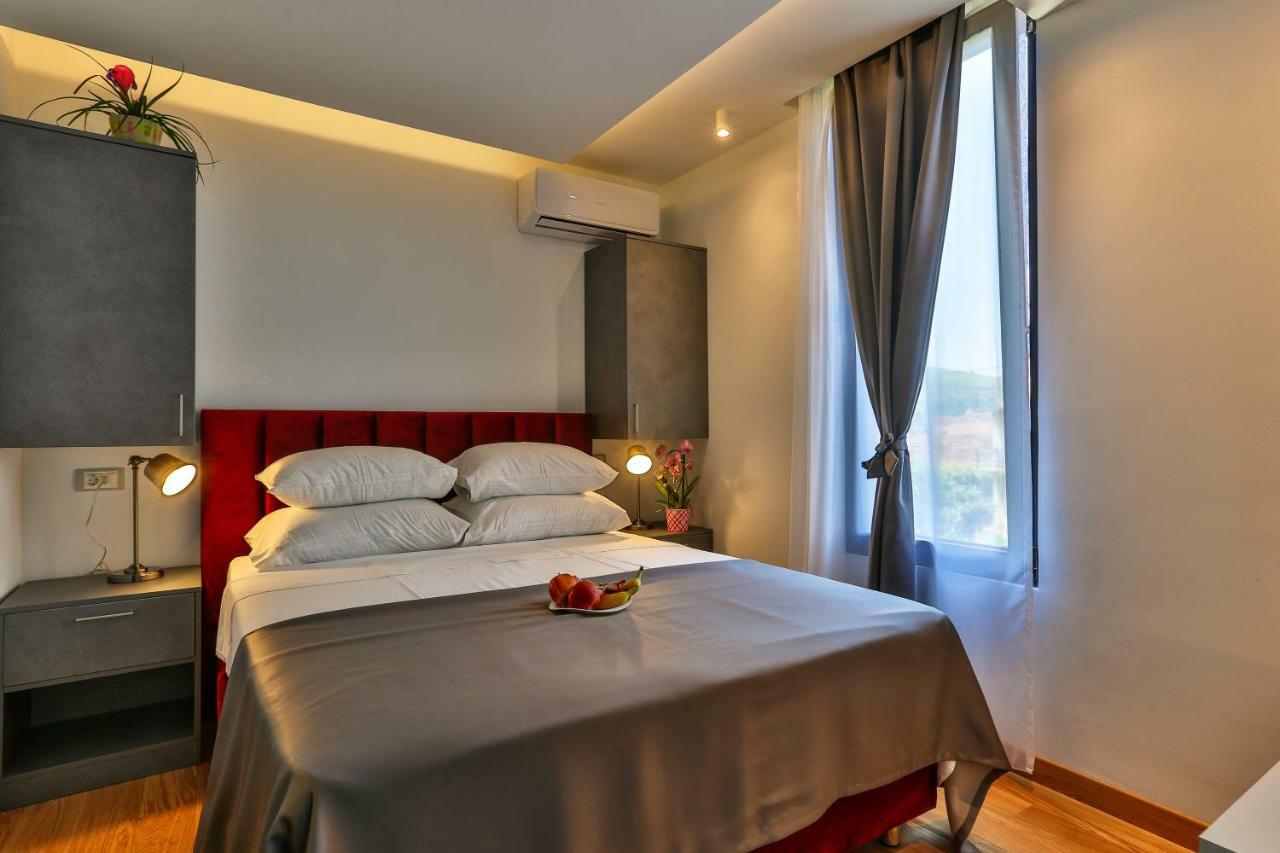 Hotel M Ποντγορίτσα Εξωτερικό φωτογραφία